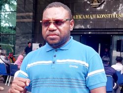 Isak Kogoyanak Giay Tokoh Intektual Provinsi Papua Tengah Hadir di MK