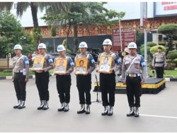 Kapolda Metro Jaya Laksanakan Upacara, Empat Anggota Polda Metro Jaya Diberhentikan Tidak Dengan Hormat