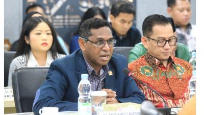 Anggota Komite III Dewan Perwakilan Daerah Republik Indonesia (DPD RI), Pdt. David Harold Waromi, S.M., Th.,  Menyoroti Kondisi Bahasa Daerah di Tanah Papua yang Kian Terancam Punah Akibat Lemahnya Pewarisan Kepada Generasi Muda