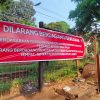 Samping Kalibata City PKL Menjamur, Satpol PP Rawajati Diduga Tebang Pilih Pemasangan Spanduk Larangan 